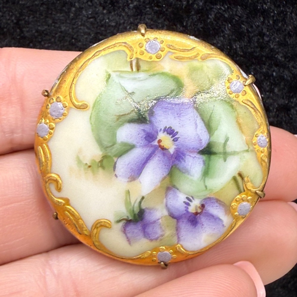 Vintage Victorian Hand Painted Porcelain Brooch Gold Purple Violets